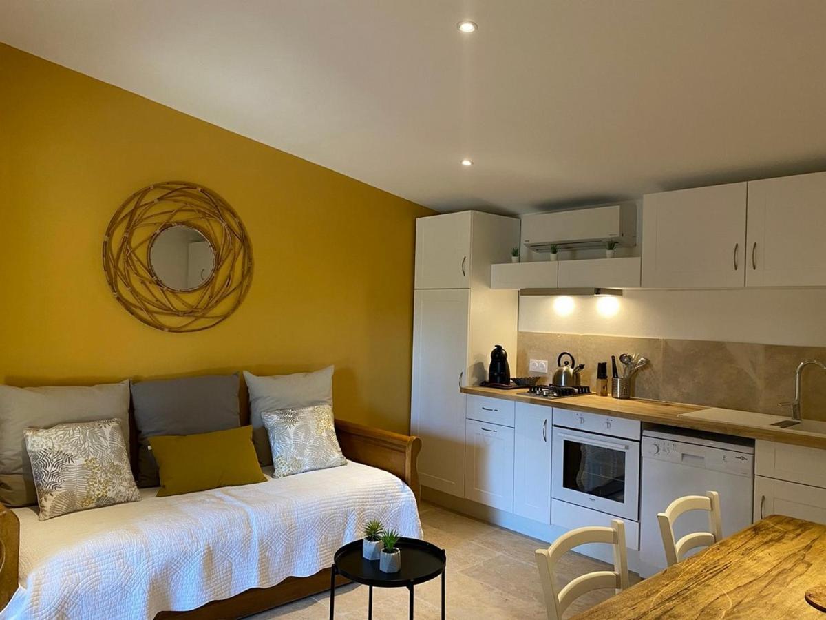 Domaine Du Mas Foucray Aparthotel Les Baux-de-Provence Buitenkant foto