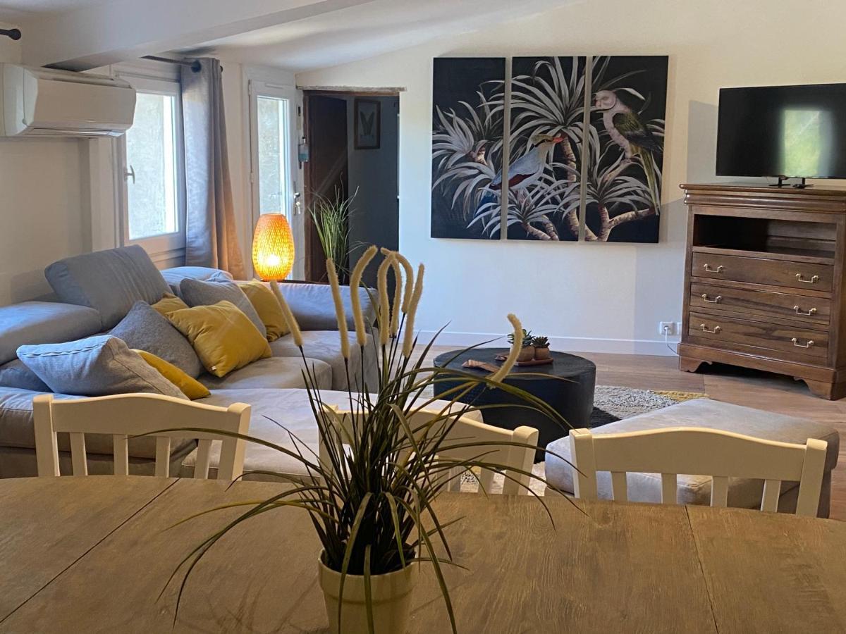 Domaine Du Mas Foucray Aparthotel Les Baux-de-Provence Buitenkant foto