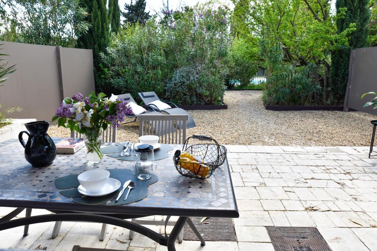 Domaine Du Mas Foucray Aparthotel Les Baux-de-Provence Buitenkant foto