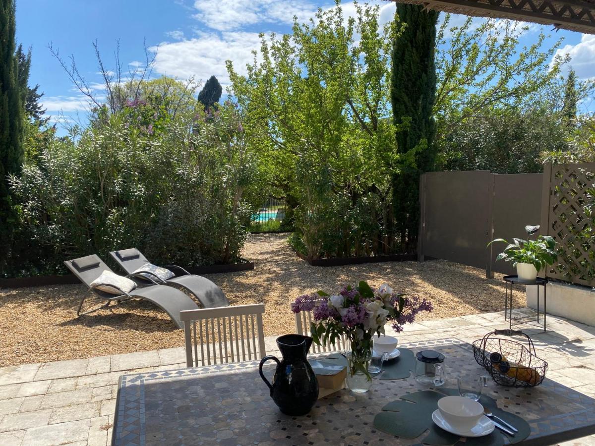 Domaine Du Mas Foucray Aparthotel Les Baux-de-Provence Buitenkant foto